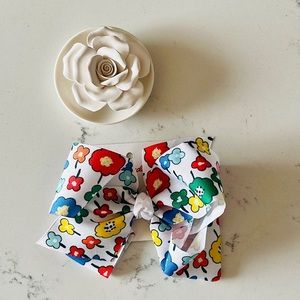 Hanna Andersson girl’s floral hair clip bow